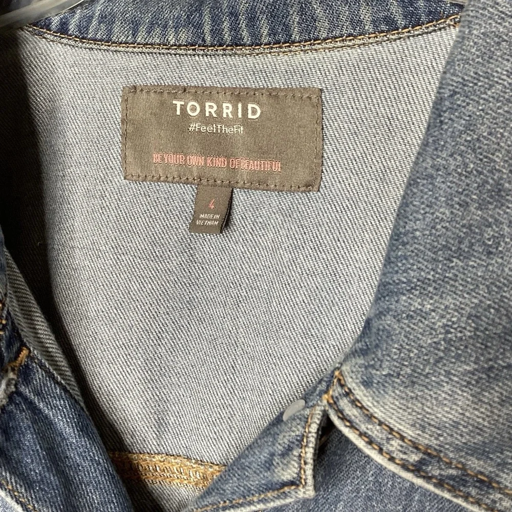 Torrid Jean Jacket Women's Sz‎ 4x Blue Trucker Denim Medium Wash Cotton EUC